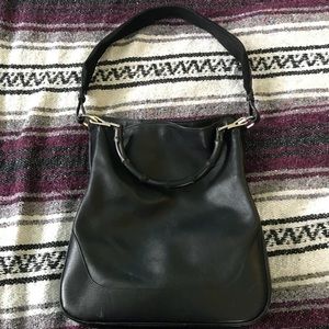Gucci shoulder bag in black leather